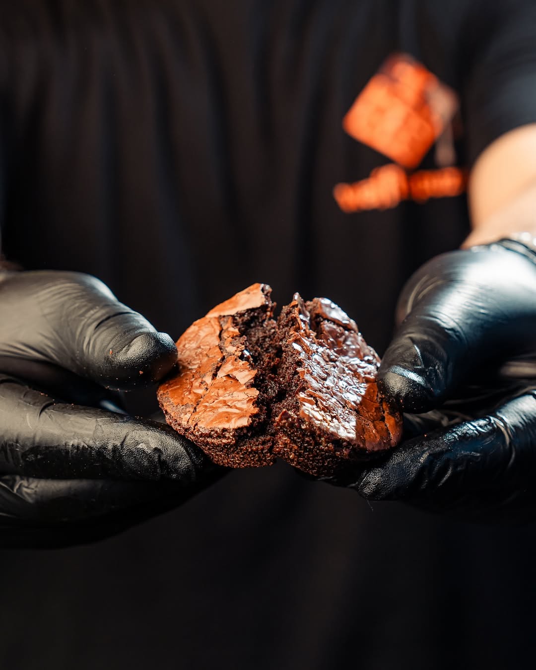 كون كونيلا دارك بالقرفه